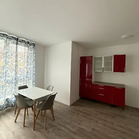 Apartment Guenstige Wunderschoene Und Barrierefreie Ferien- Und Monteurswohnung In Bei Leipzig Naehe A14 Taucha
